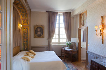 Ch�teau De Bourron