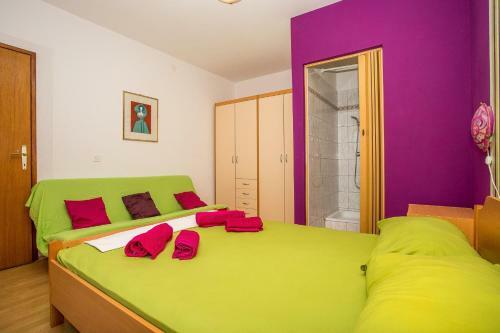 Apartment In Njivice/insel Krk 13320