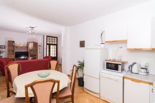 Apartment Sime