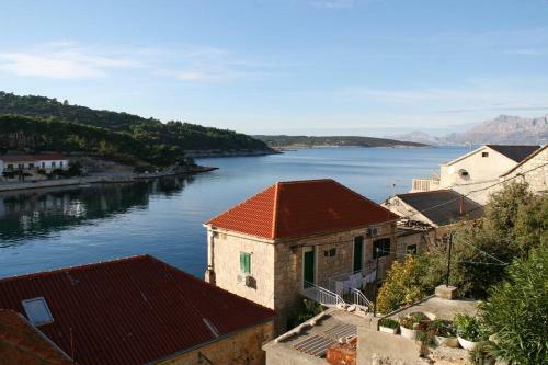 Apartments By The Sea Povlja (Brac) - 2954