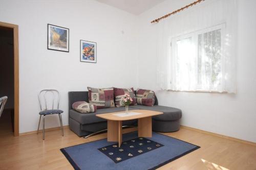 Apartments With A Parking Space Gradac (makarska) - 6783