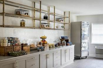 Hotel Indigo Basking Ridge