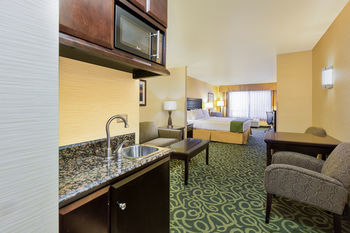Holiday Inn Express Hotel & Suites Atascadero