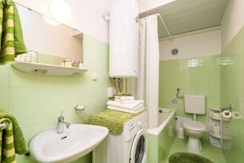 Apartment Bakus