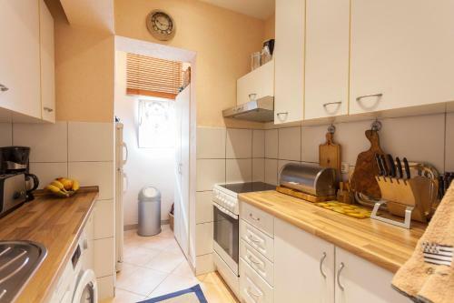 Deluxe Apartment Mareno