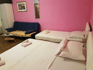Hostal Vila Angela