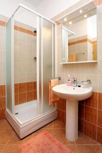 Apartment Orebic 4527a