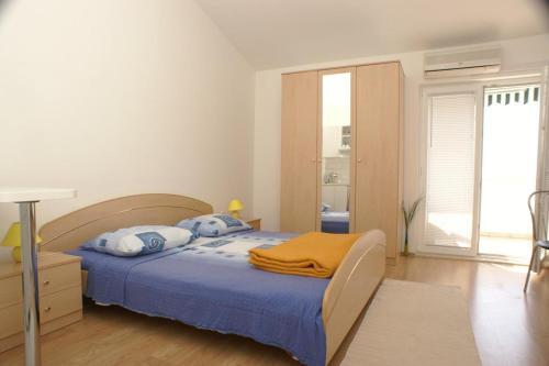 Apartment Sumpetar 2808a