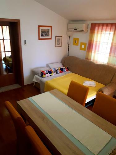 Apartments Jeromela