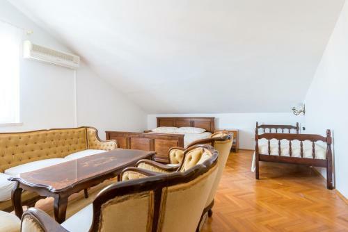 Apartment Golden View