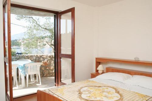 Apartment Lumbarda 4491b
