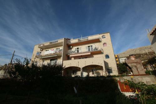 Hostal Apartman Ru?a