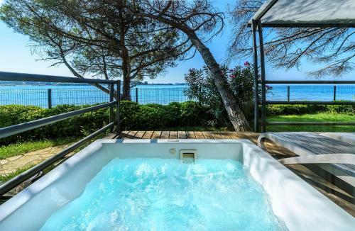 Boutique Camp Materada Beach