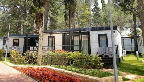 Boutique Camp Materada Beach