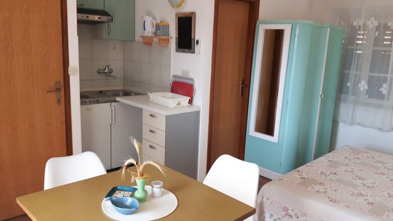 Viktorija Apartments