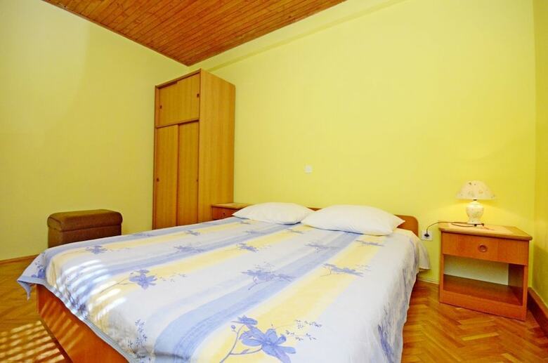 Apartments Marinko