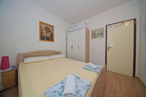 Apartment Postira 11168a