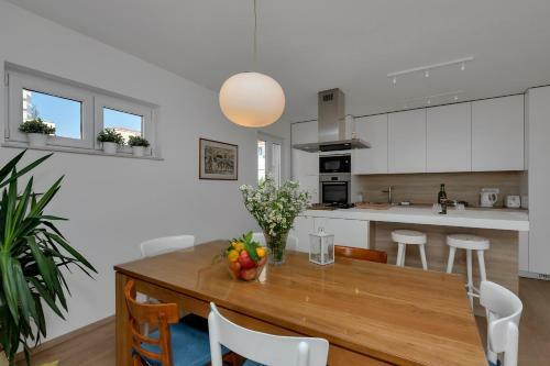 Apartment Letica