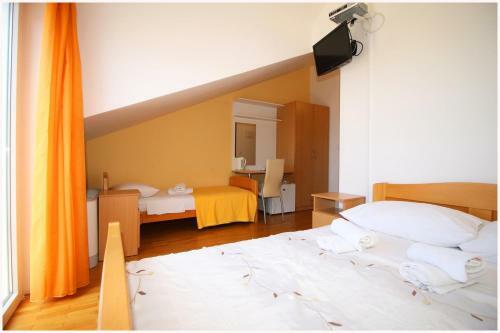 Hostal Guest House Lav
