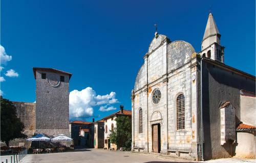 Holiday Home Svetvincenat I