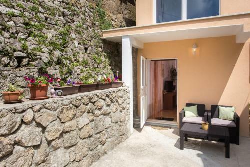 Hostal Guesthouse Maja