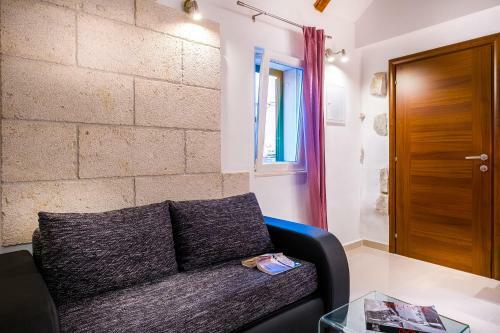 Split Oasis Studio Apartments