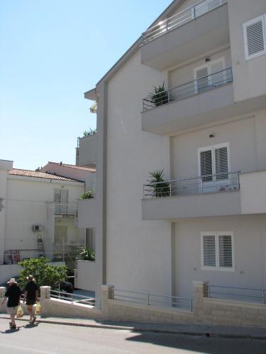 Apartment Pand?i?