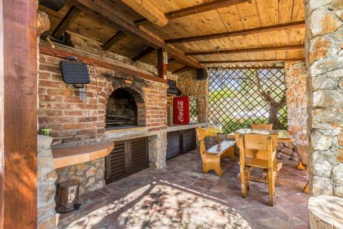 Holiday Home Olive Garden