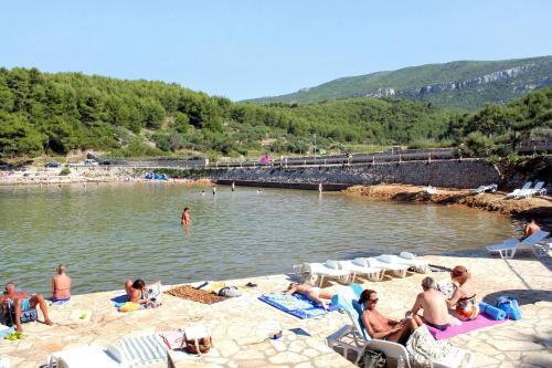 Apartment Jelsa 8765f