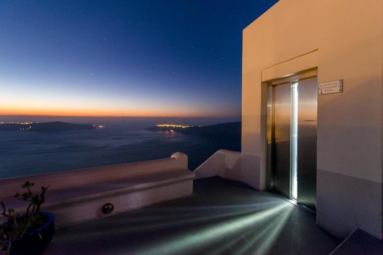 Hotel Andromeda Suites