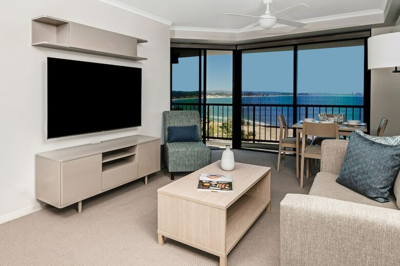 Hotel Mantra Coolangatta Beach