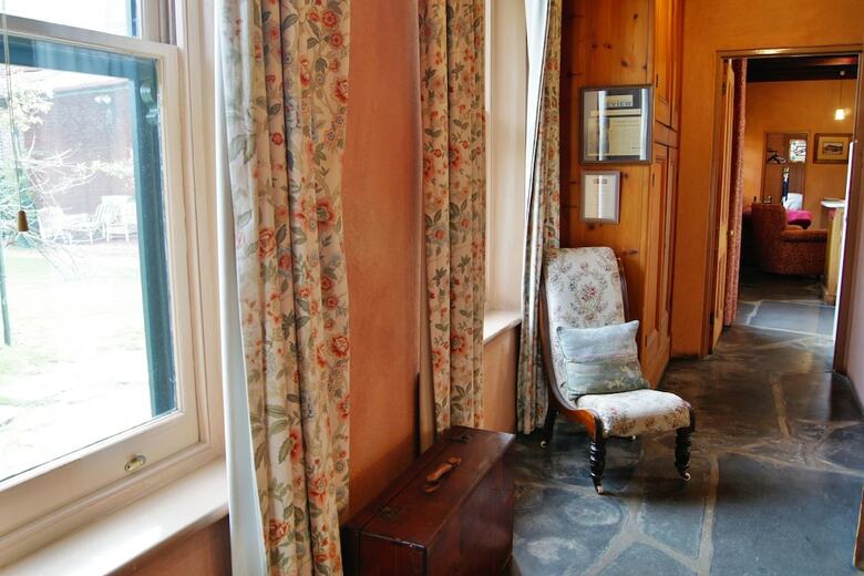 Hotel Buxton Manor Apartments