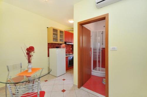 Apartment Vela Luka 9244b
