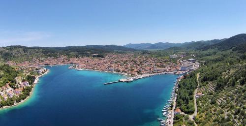Apartment Vela Luka 9244b