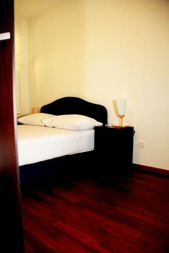 Split Promenade Apartments
