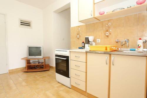 Apartments With A Parking Space Lumbarda (korcula) - 4411