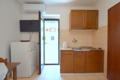 Apartments Gacina