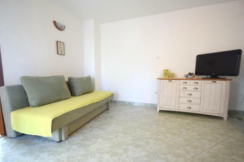 Apartments Gacina