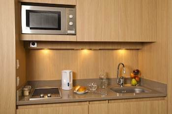 Hotel Residhome Nantes Berges De La Loire