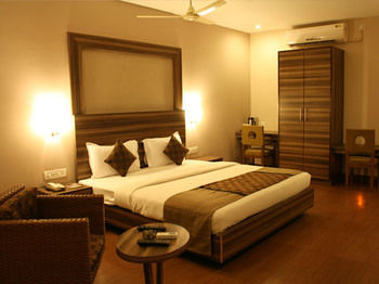 Hotel Nandhana Comforts