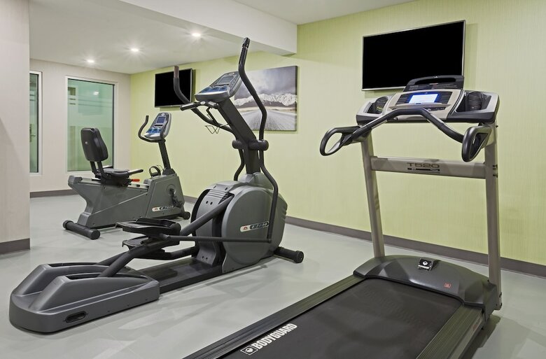 Hotel Lakeview Inn & Suites Frederiction