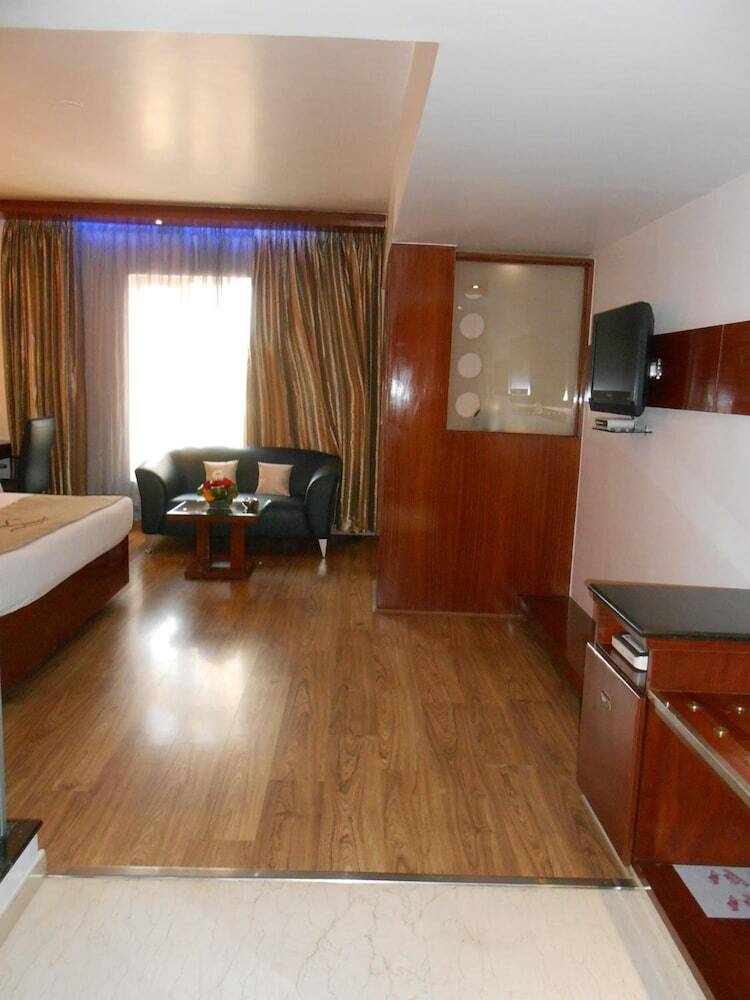 Hotel The Citrine