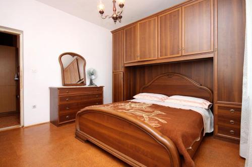 Apartments With A Parking Space Lumbarda (korcula) - 9329