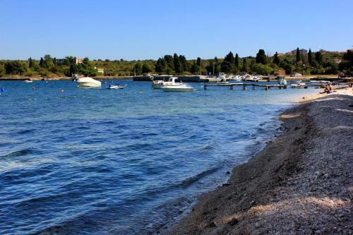 Hostal Apartments With A Parking Space Stinjan (pula) - 7425