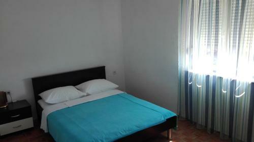 Apartment Leomir