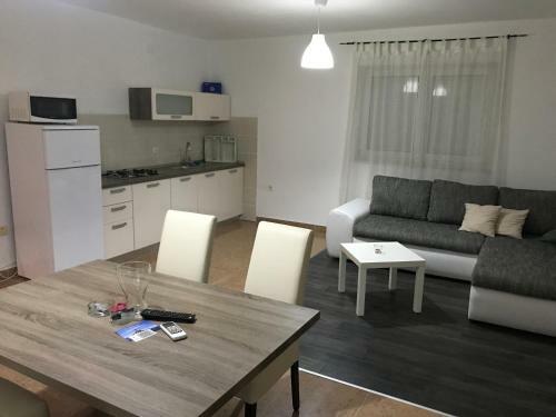 Apartments Leona