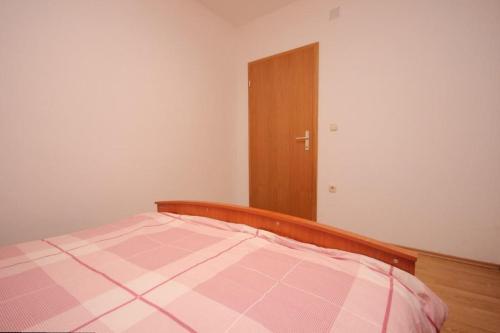 Apartment Pasman 8217b