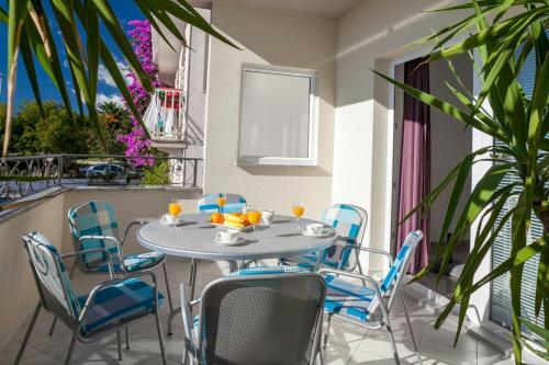 Apartment Tucepi 2677b