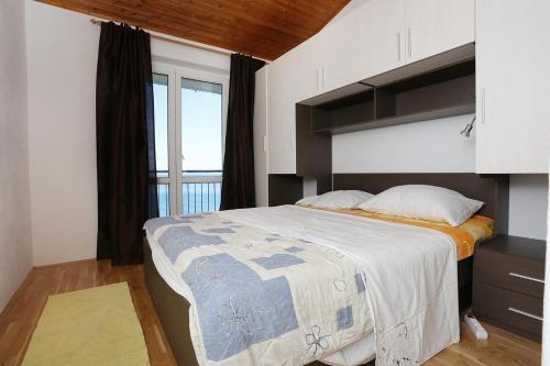 Apartments By The Sea Drasnice (Makarska) - 2644