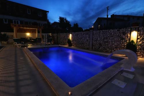 Apartamentos Holiday House Pudarica